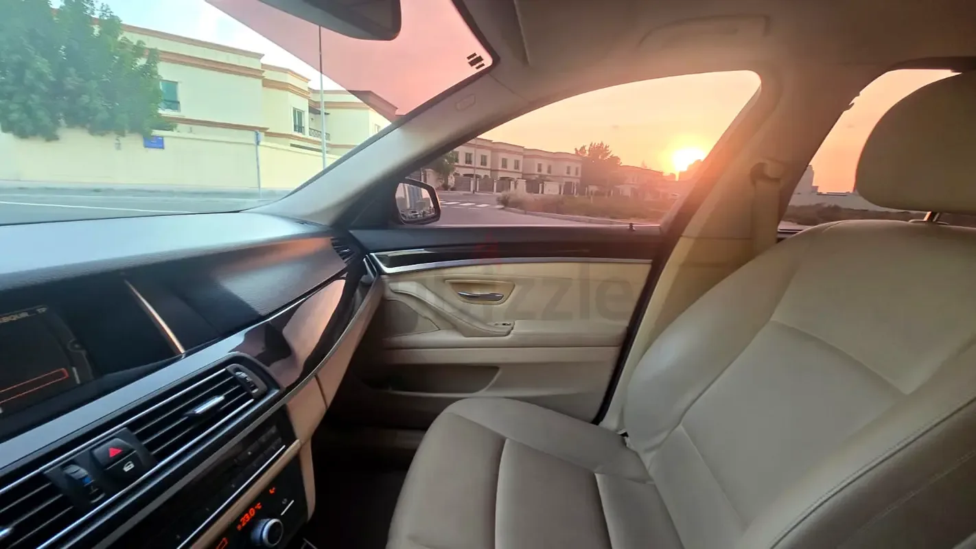 BMW 5 series 520i Steptronic (184 حصان) - 10