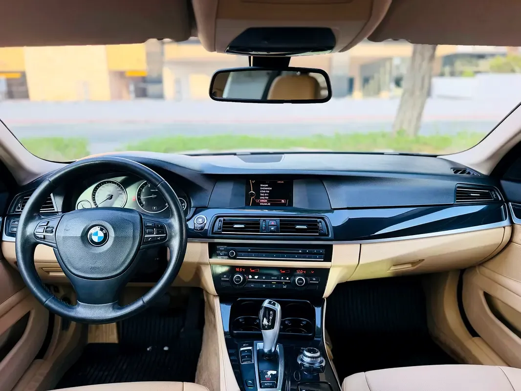 BMW 5 series 520i Steptronic (184 حصان) - 14