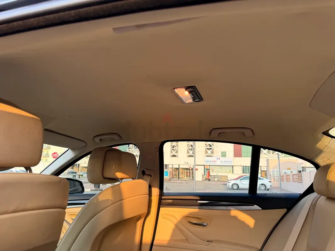 BMW 5 series 520i Steptronic (184 حصان) - 12