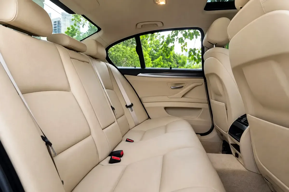 BMW 5 series 520i Steptronic (184 حصان) - 7