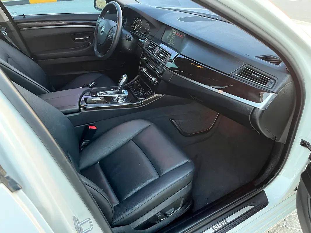 BMW 5 series 528i Steptronic (245 حصان) - 7