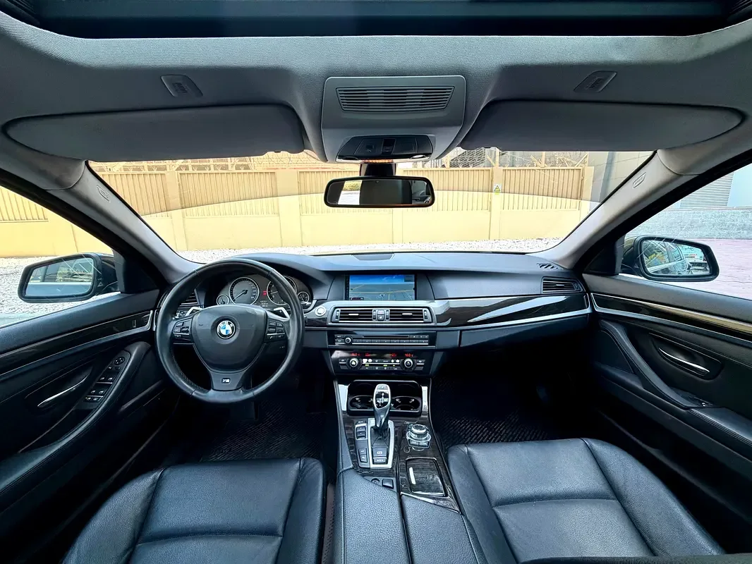 BMW 5 series 530i Steptronic (272 حصان) - 17