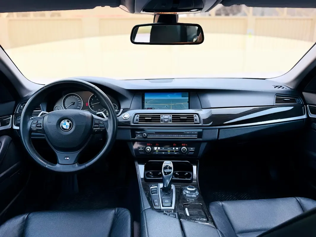 BMW 5 series 530i Steptronic (272 حصان) - 16