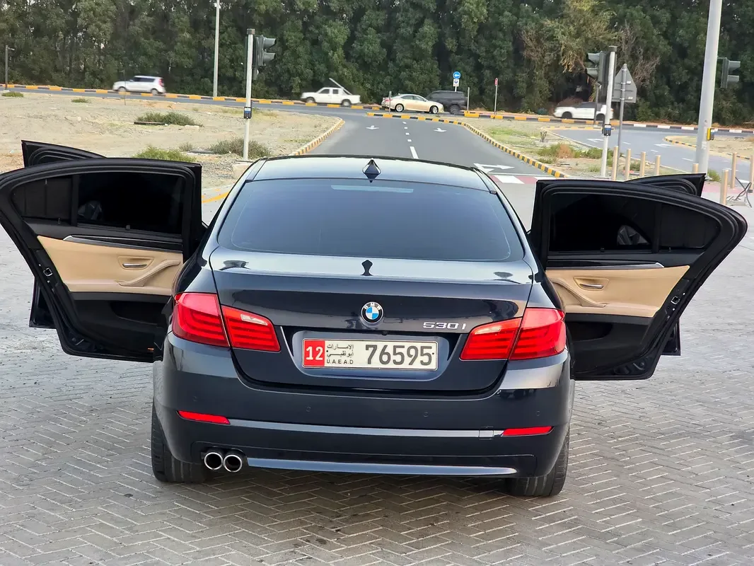 BMW 5 series 530i Steptronic (272 حصان) - 12