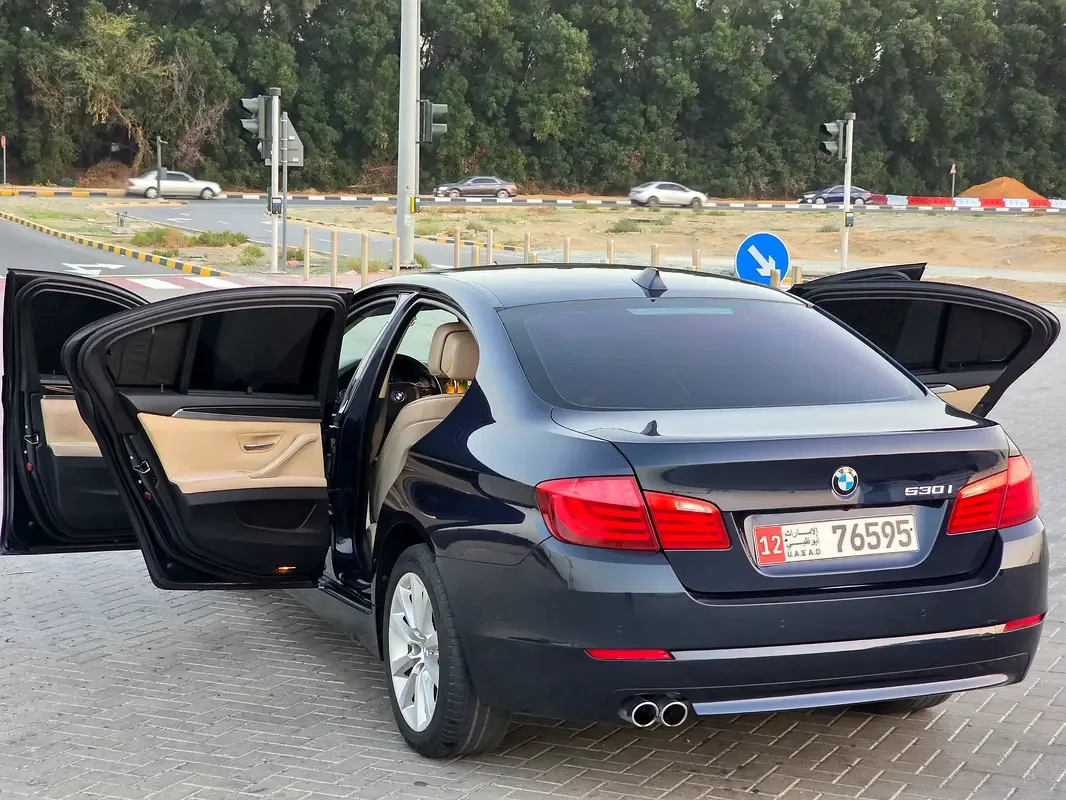 BMW 5 series 530i Steptronic (272 حصان) - 11