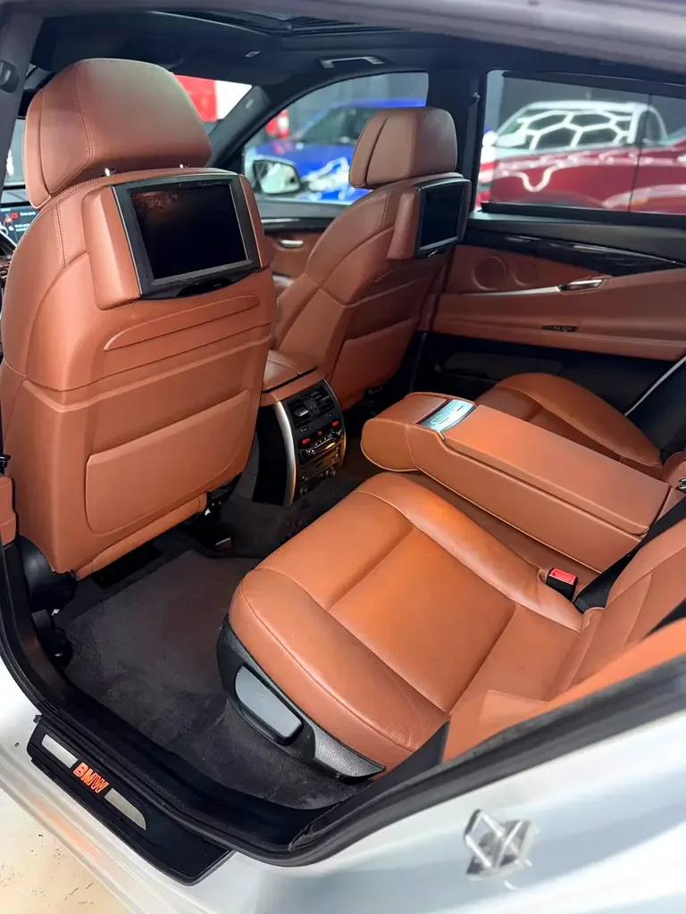 BMW 5 series 535i Steptronic (306 حصان) - 8