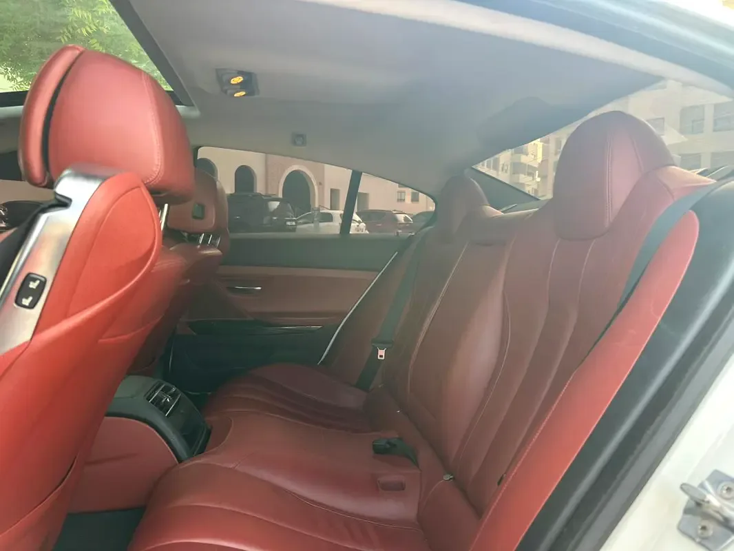 BMW 6 series 640i Steptronic (320 hp) - 12