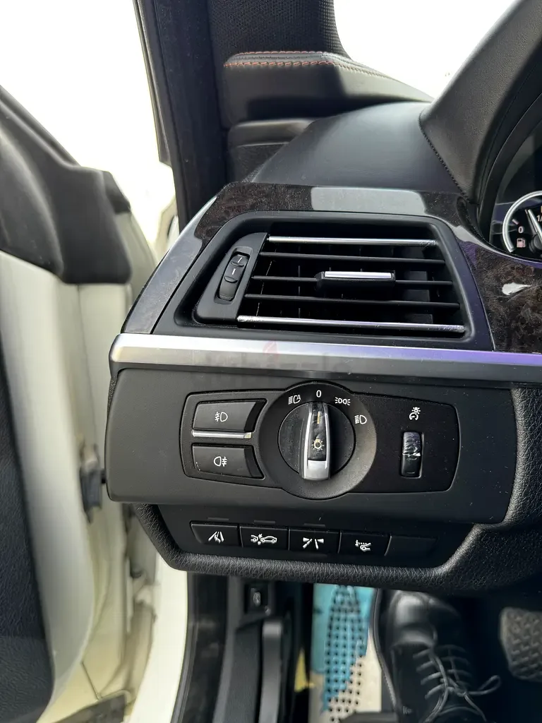 BMW 6 series 650i Steptronic (450 حصان) - 11