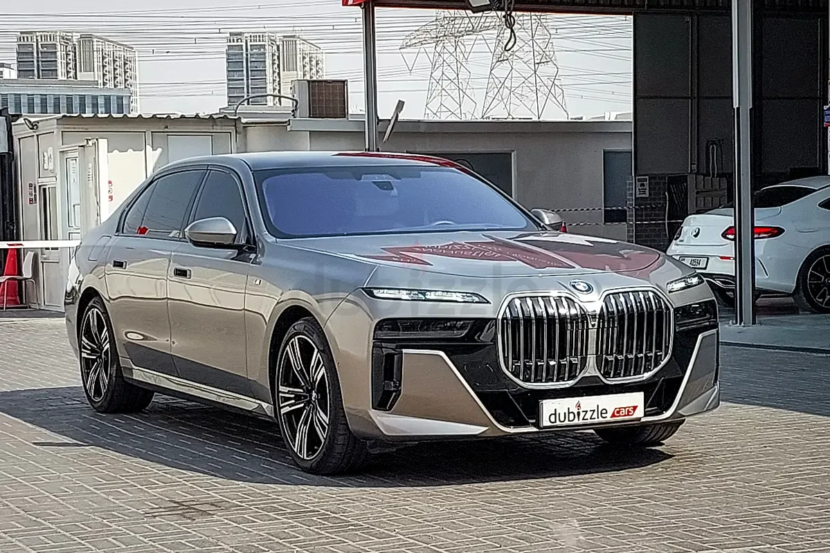 BMW 7 series 3.0 AT (380 hp)