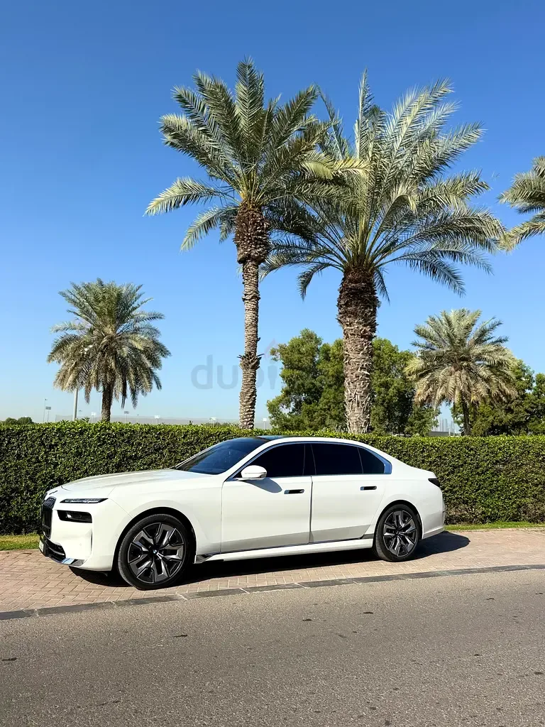 BMW 7 series 3.0 AT (380 hp)