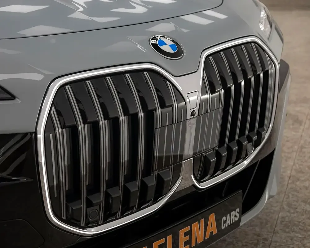 BMW 7 series 3.0 AT (380 حصان) - 6