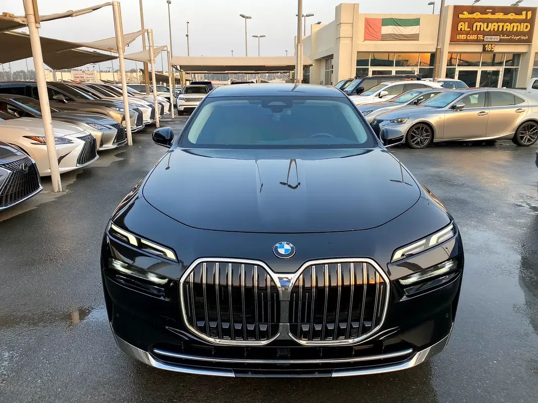 BMW 7 series 3.0 AT RWD (272 حصان) - 5