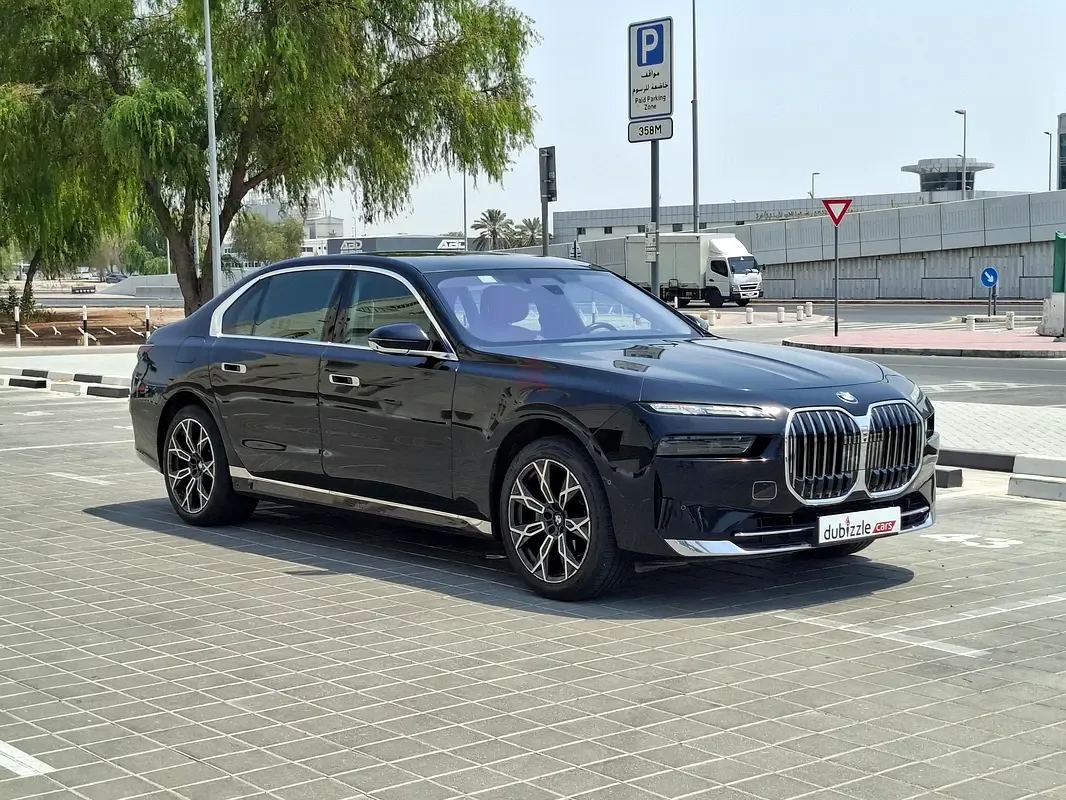 BMW 7 series 3.0 AT RWD (272 hp)