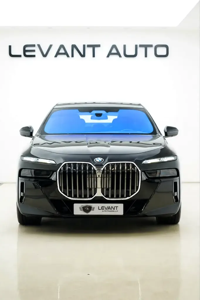 BMW 7 series 3.0 AT RWD (272 hp) - 2