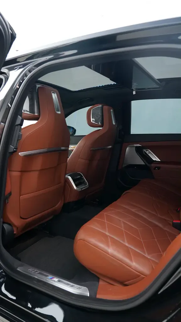 BMW 7 series 3.0 AT RWD (272 hp) - 14