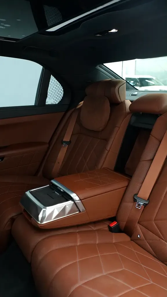 BMW 7 series 3.0 AT RWD (272 hp) - 17