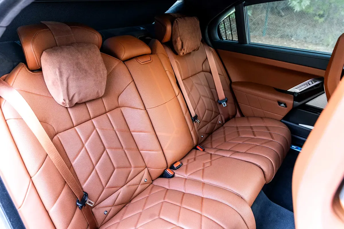 BMW 7 series 3.0 AT RWD (272 hp) - 9