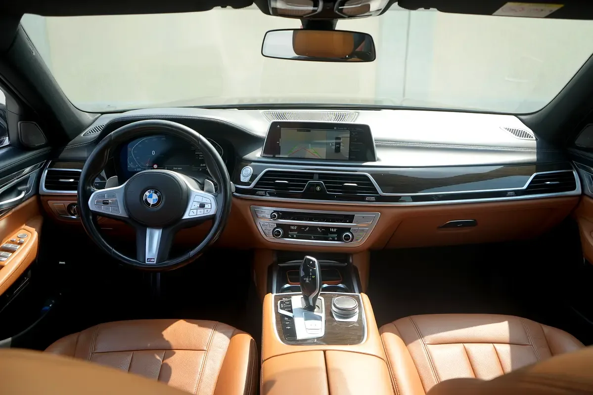 BMW 7 series 3.0 AT RWD (272 hp) - 9