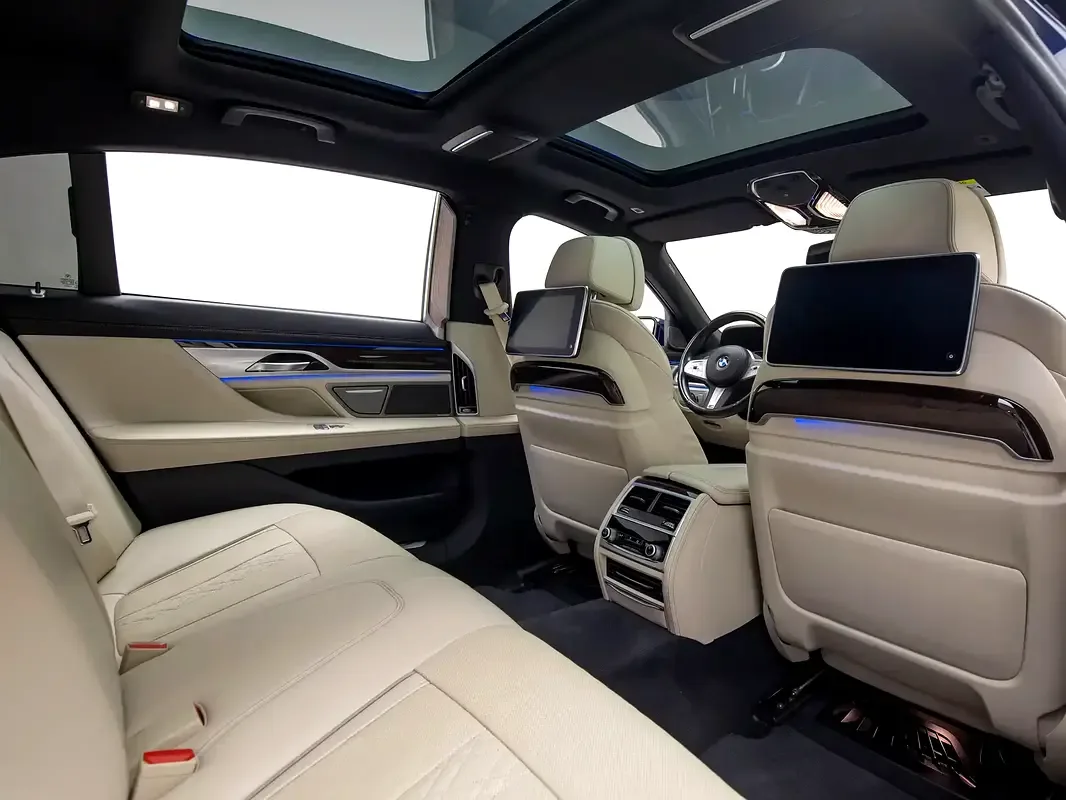 BMW 7 series 3.0 AT RWD (272 hp) - 13