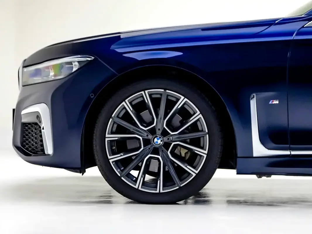 BMW 7 series 3.0 AT RWD (272 hp) - 20