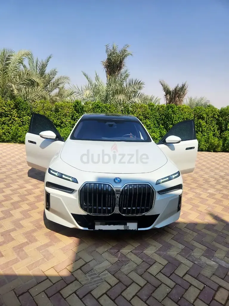 BMW 7 series 3.0 AT RWD (272 hp) - 8