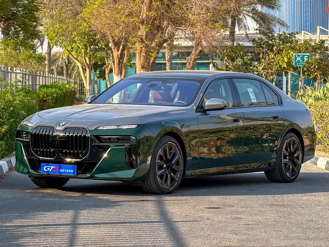 BMW 7 series 4.4 AT 4WD (544 hp) - 3