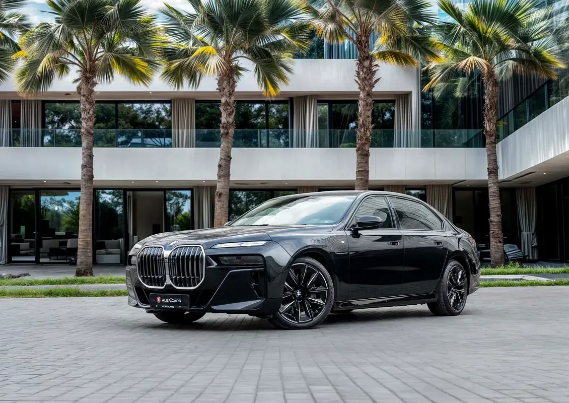 BMW 7 series 4.4 AT 4WD (544 hp)
