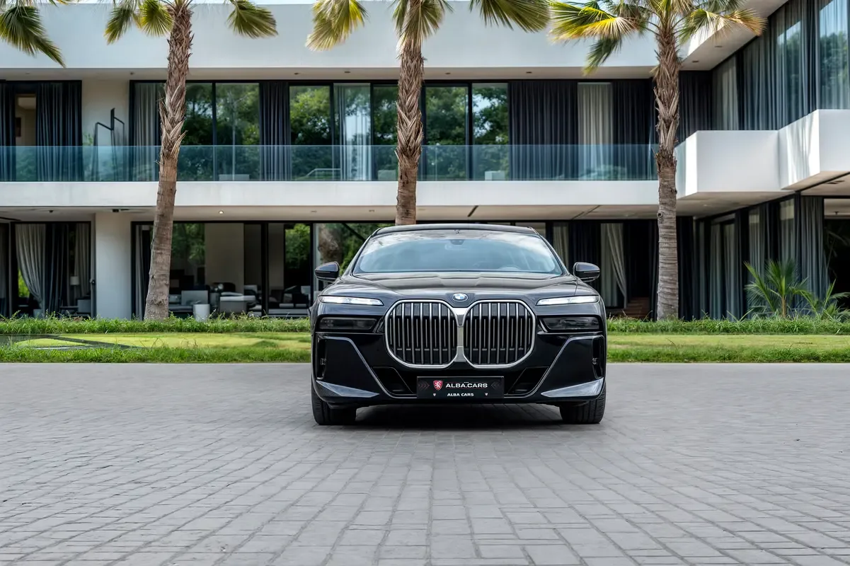 BMW 7 series 4.4 AT 4WD (544 hp) - 4