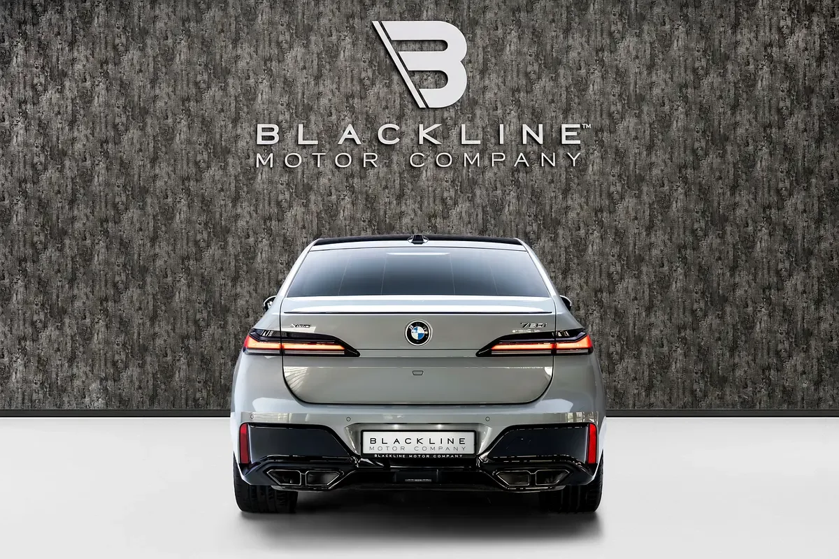 BMW 7 series 4.4 AT 4WD (544 hp) - 3
