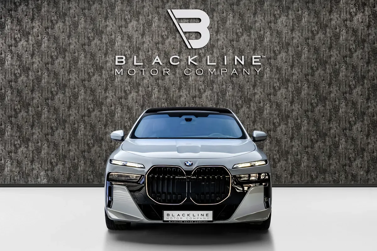 BMW 7 series 4.4 AT 4WD (544 hp) - 2