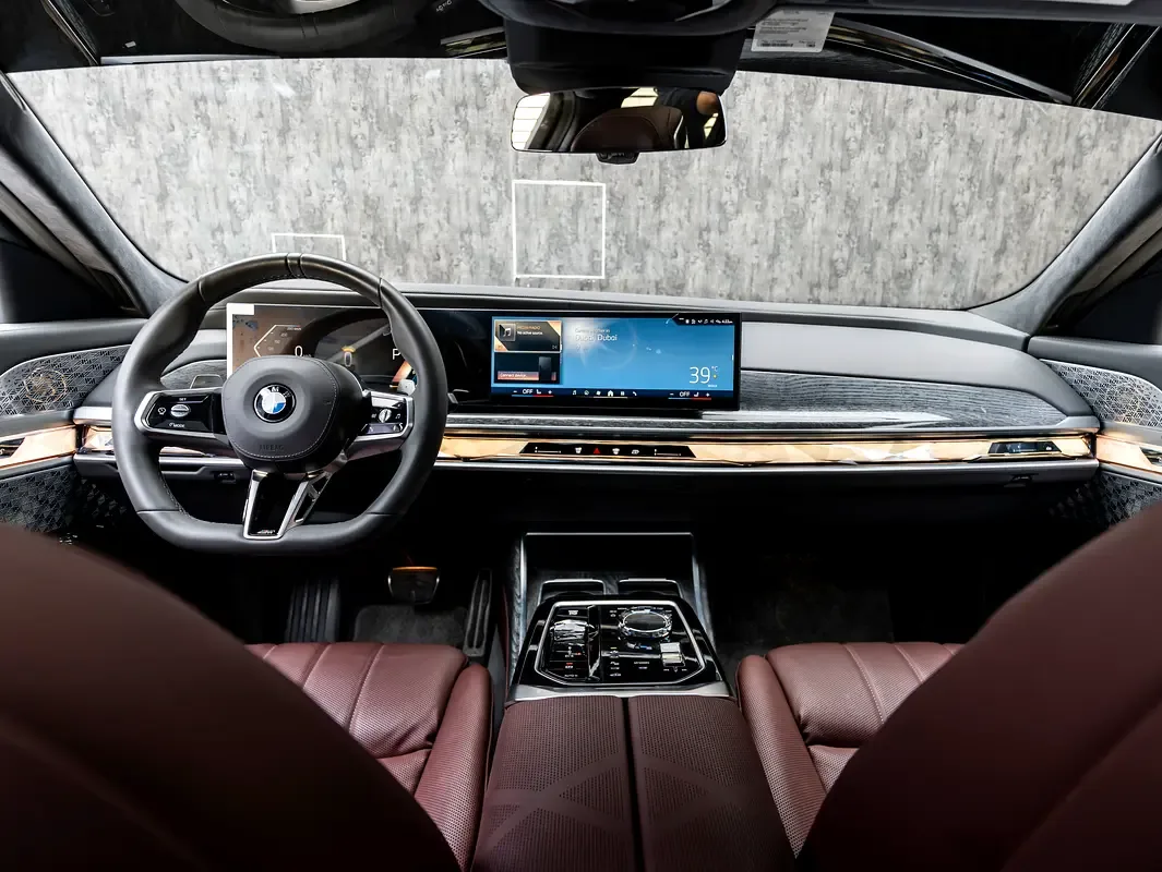 BMW 7 series 4.4 AT 4WD (544 hp) - 16