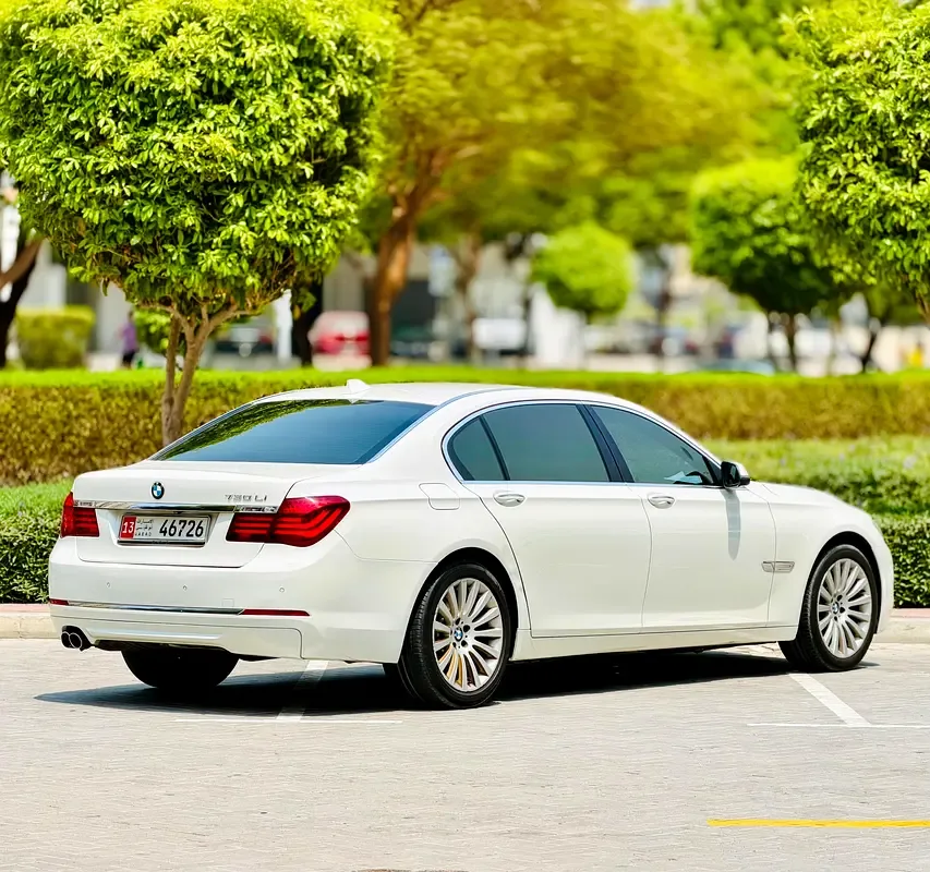 BMW 7 series 730i Steptronic (258 حصان) - 6