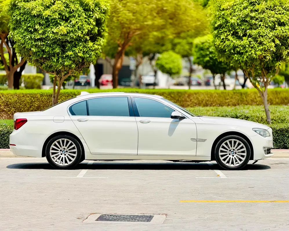 BMW 7 series 730i Steptronic (258 حصان) - 5