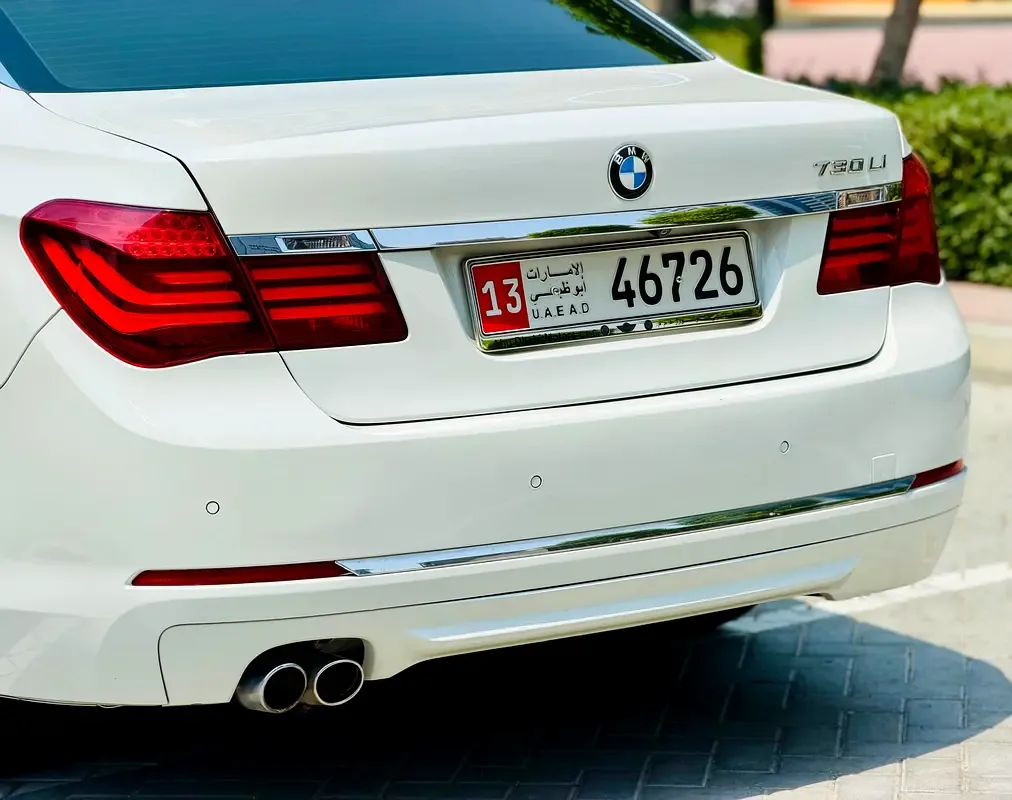 BMW 7 series 730i Steptronic (258 حصان) - 9