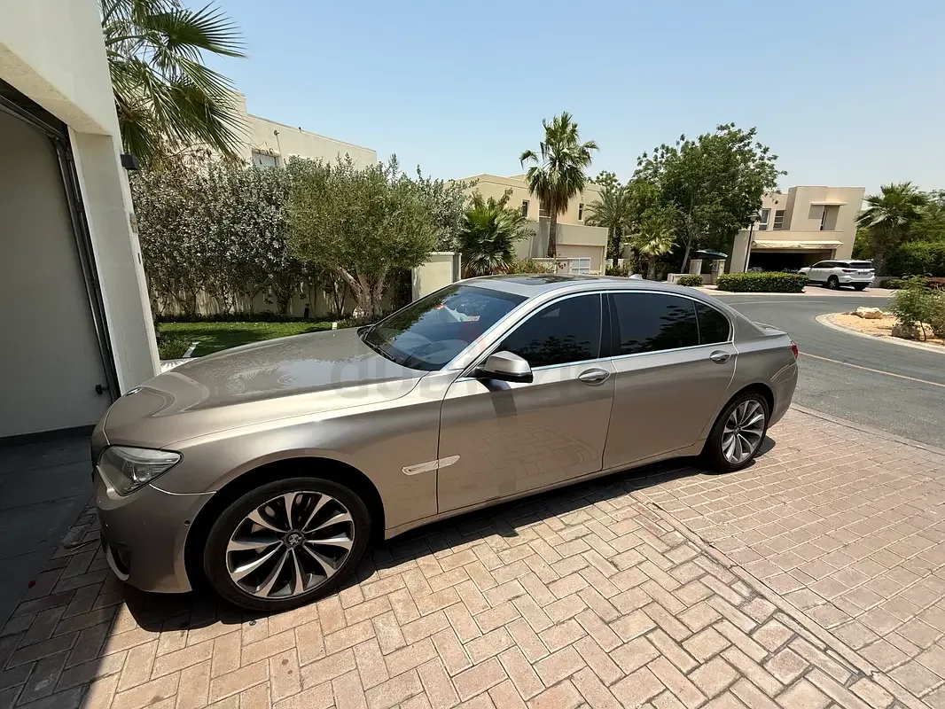 BMW 7 series 730Li Steptronic (258 hp)