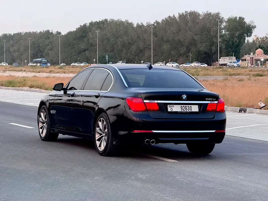 BMW 7 series 730Li Steptronic (258 حصان) - 7