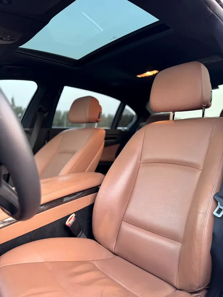 BMW 7 series 730Li Steptronic (258 حصان) - 10