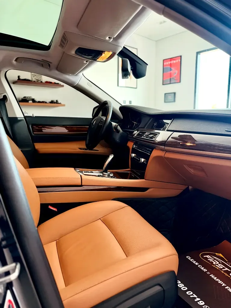 BMW 7 series 730Li Steptronic (258 hp) - 7