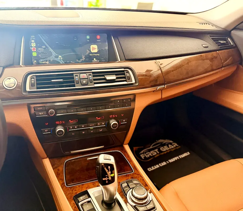 BMW 7 series 730Li Steptronic (258 hp) - 10