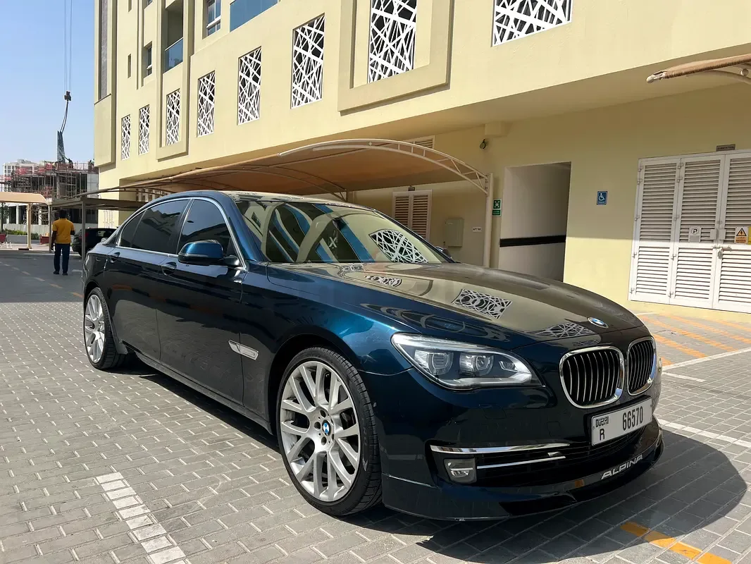BMW 7 series 740Li Steptronic (320 حصان) - 7