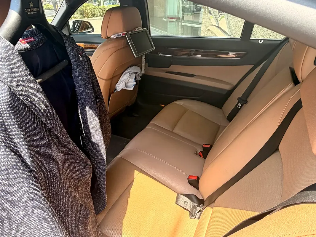 BMW 7 series 740Li Steptronic (320 hp) - 9