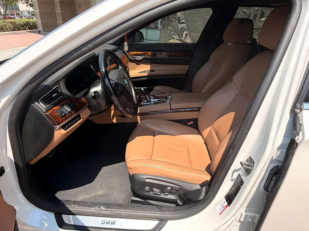 BMW 7 series 740Li Steptronic (320 hp) - 8