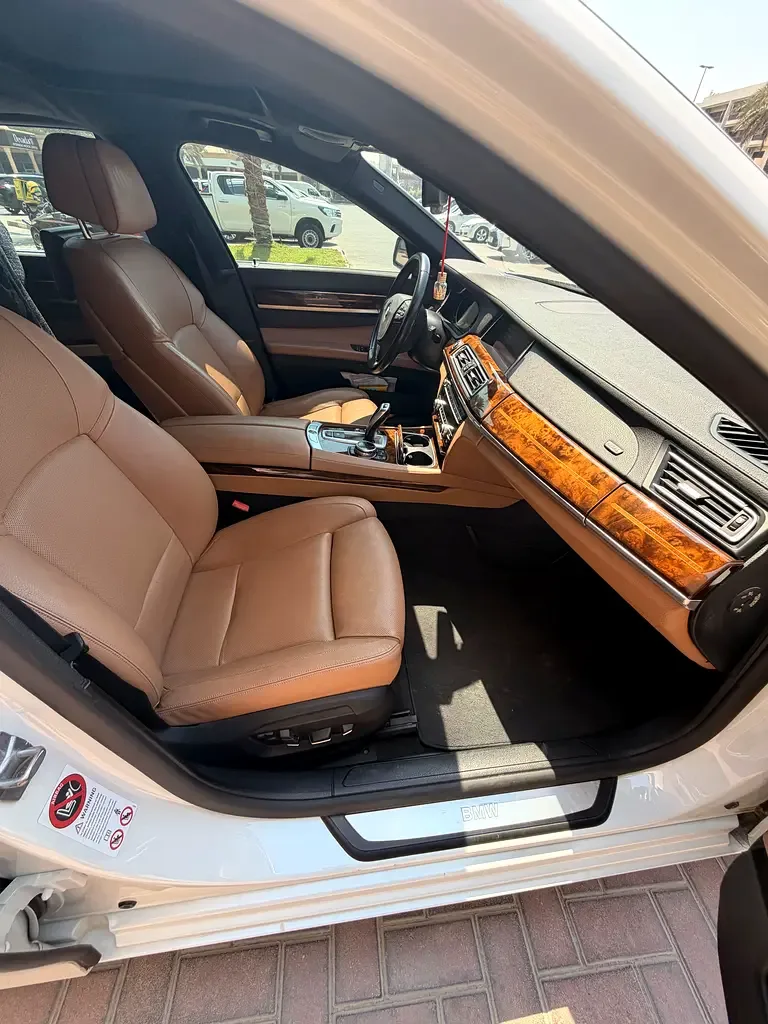 BMW 7 series 740Li Steptronic (320 hp) - 12