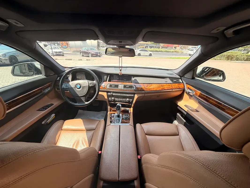 BMW 7 series 740Li Steptronic (320 hp) - 10