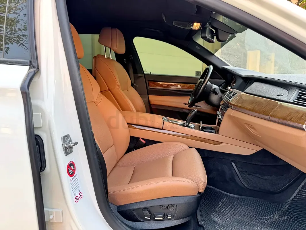 BMW 7 series 750Li AT (407 hp) - 8