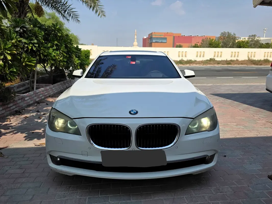 BMW 7 series 750Li AT (407 hp) - 4