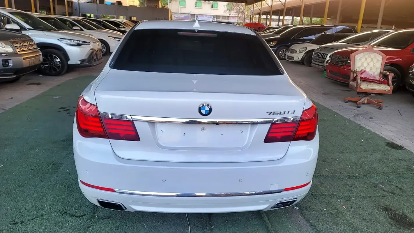 BMW 7 series 750Li Steptronic (449 hp) - 2