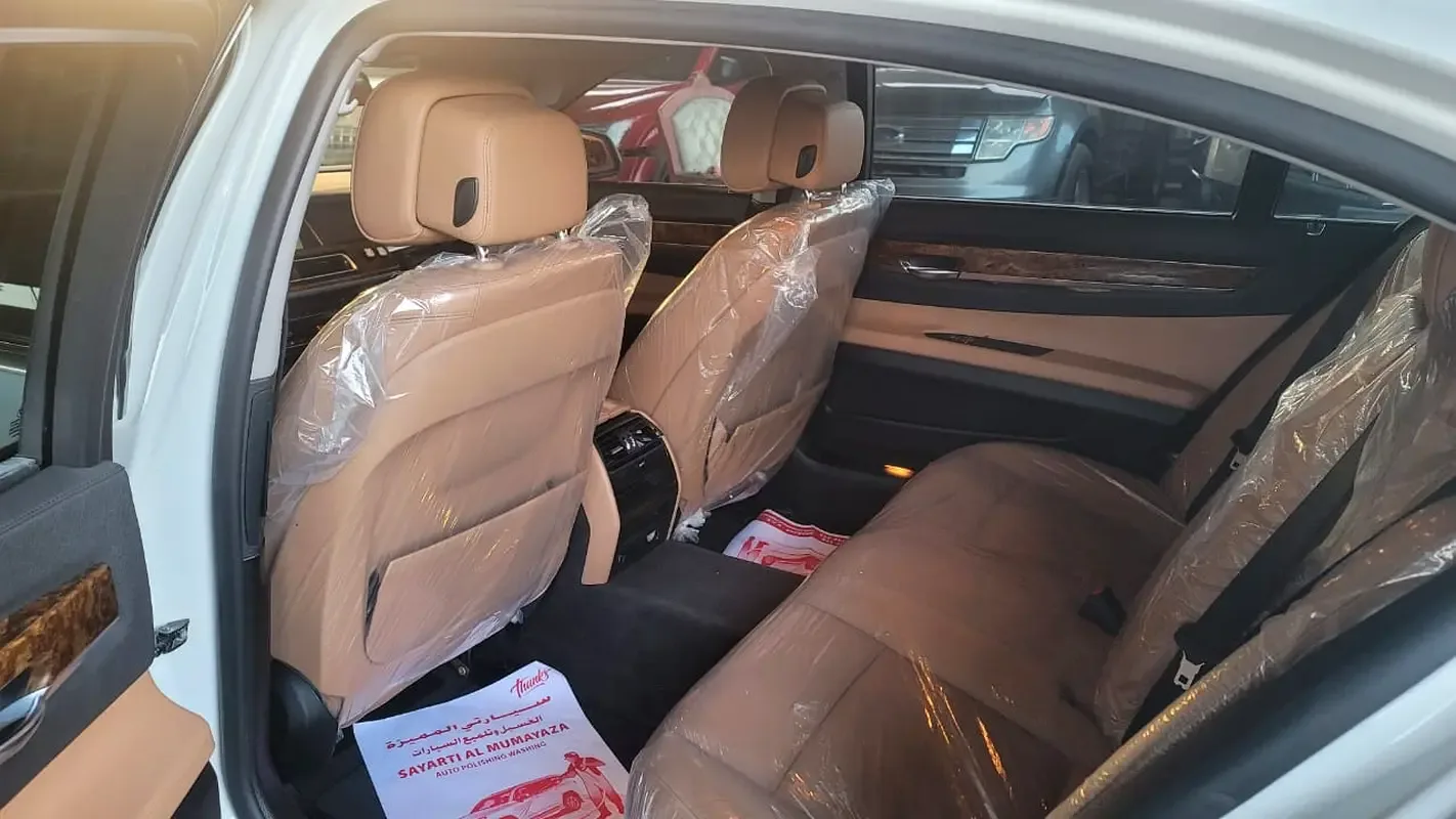BMW 7 series 750Li Steptronic (449 hp) - 11
