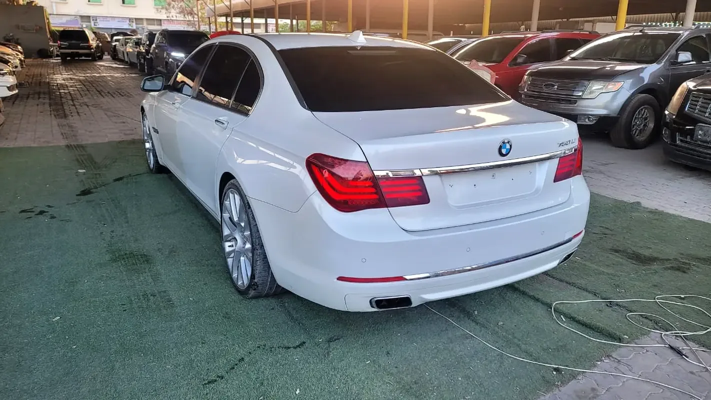BMW 7 series 750Li Steptronic (449 hp) - 9