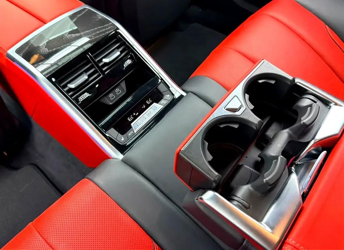 BMW 8 series M850i Steptronic xDrive (530 حصان) - 17